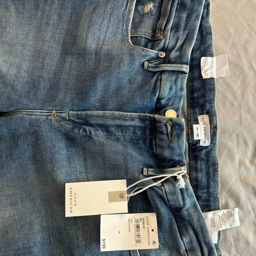 Unworn Good American jeans size 14 x 32. - Picture 4 of 6
